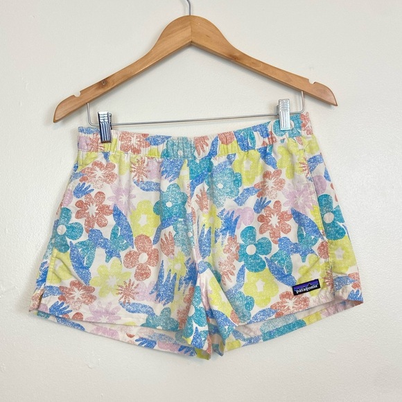 Patagonia Women’s Barely Baggies 2.5" Shorts Channeling Floral - Picture 1 of 4